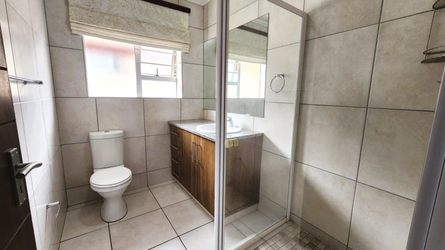 3 Bedroom Property for Sale in Dormehls Drift Western Cape